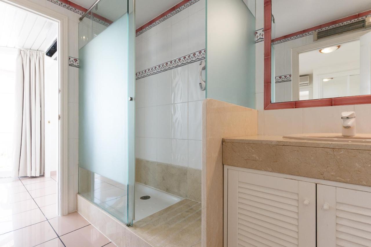 Uhc Center Apartments Salou Extérieur photo